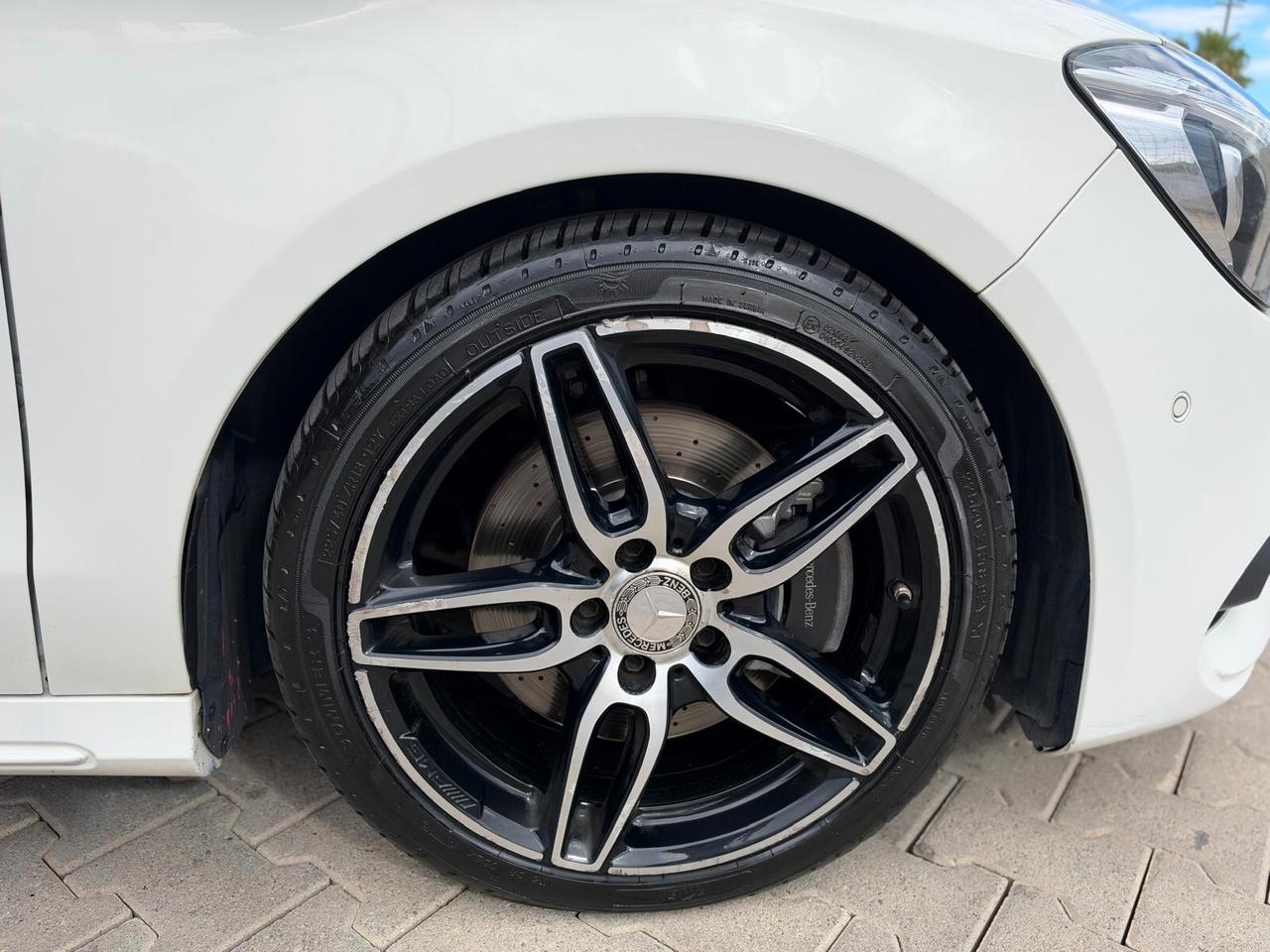 MERCEDES CLA COUPE' 220D PREMIUM AMG 177CV