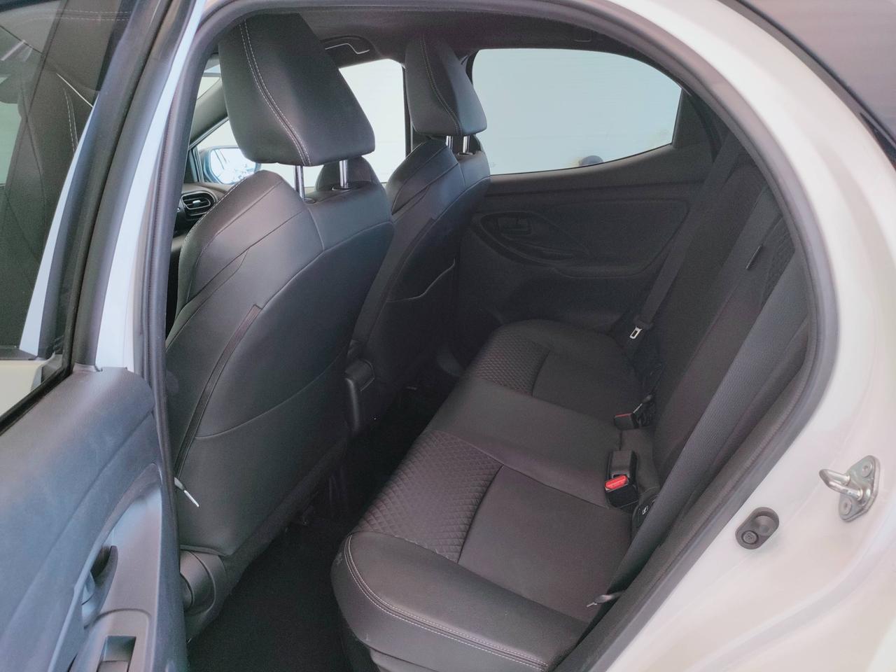 TOYOTA Yaris IV 2020 - Yaris 1.5h Style