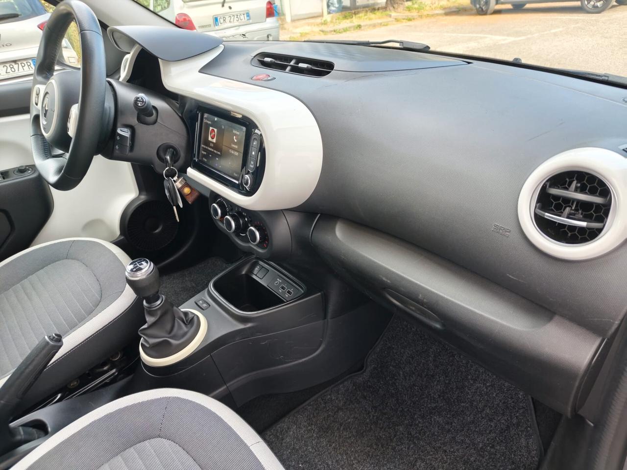 Renault Twingo SCe 65 CV Intens
