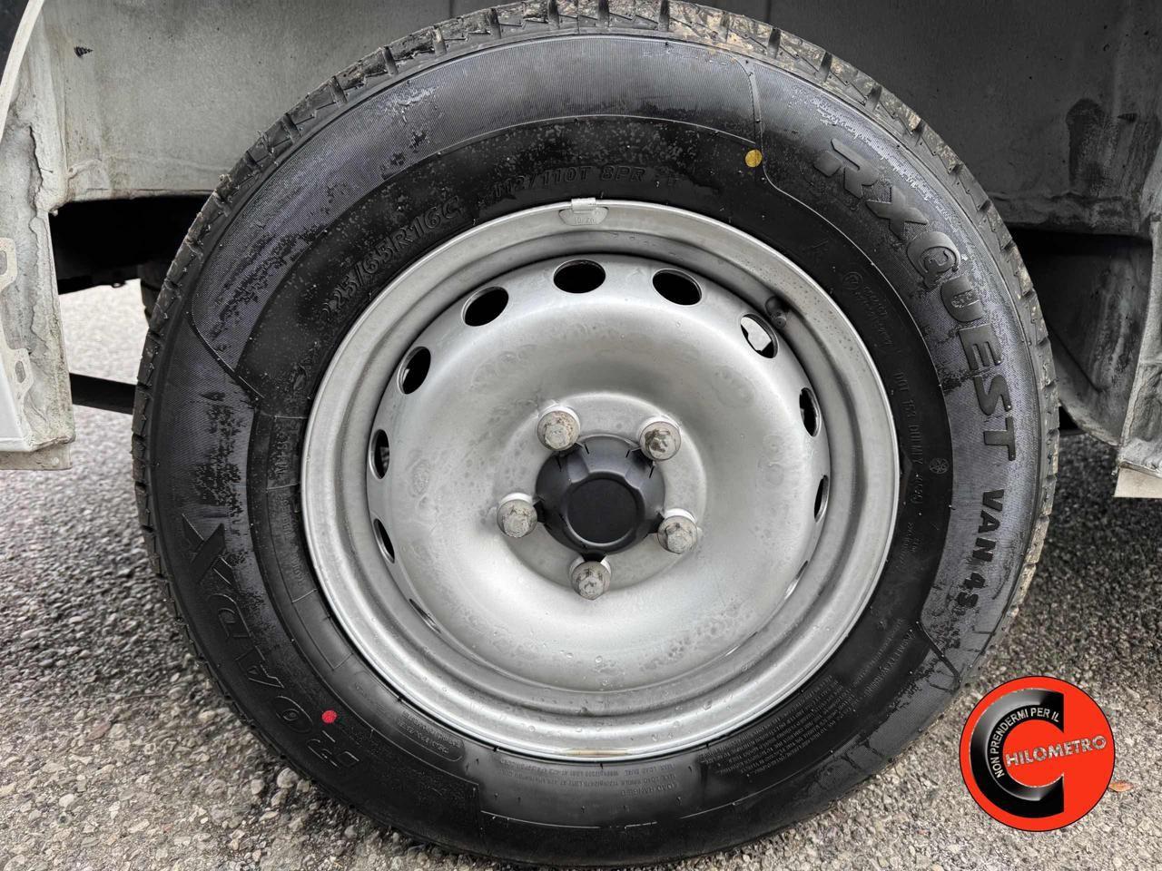 Renault Master (NISSAN INTERSTAR)35 2.3 dCi 135 CV(PM-TM-L2H2)
