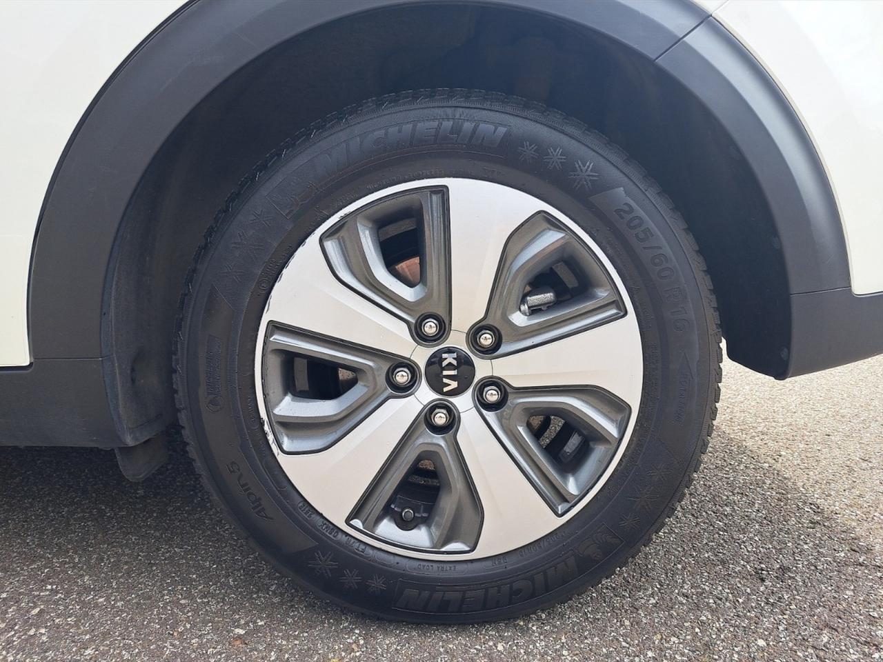 Kia Niro 1.6 gdi phev premium pack dct my18
