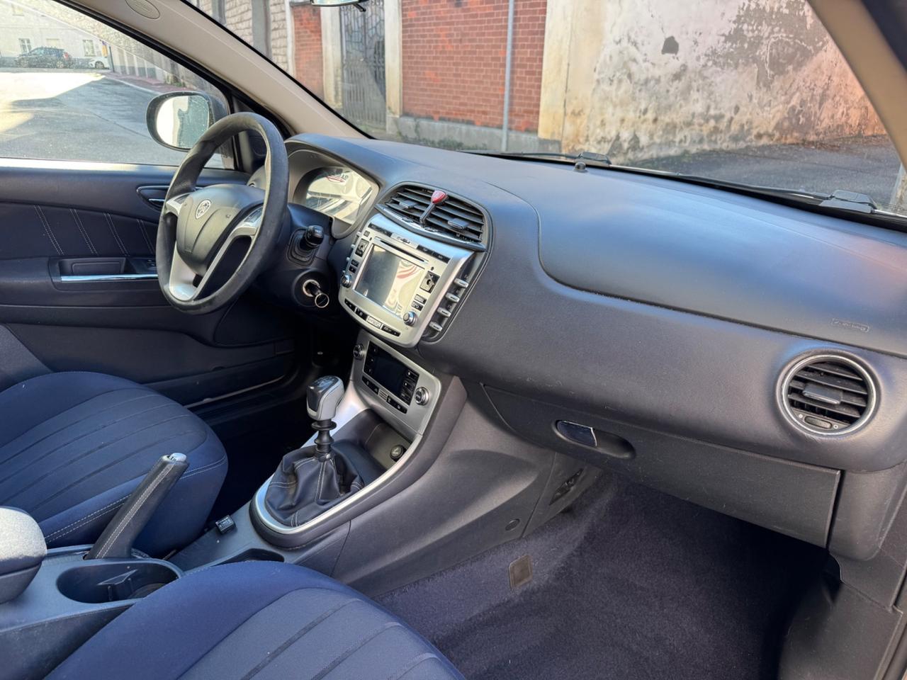 Lancia Delta 1.4 T-Jet 120 CV Platino Ecochic GPL