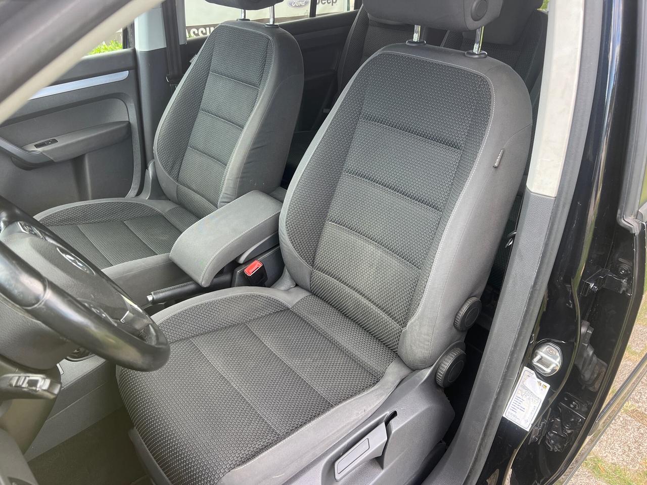 VW Touran 1.6TDI 105CV 7POSTI-2015"KM CERTIFICATI"