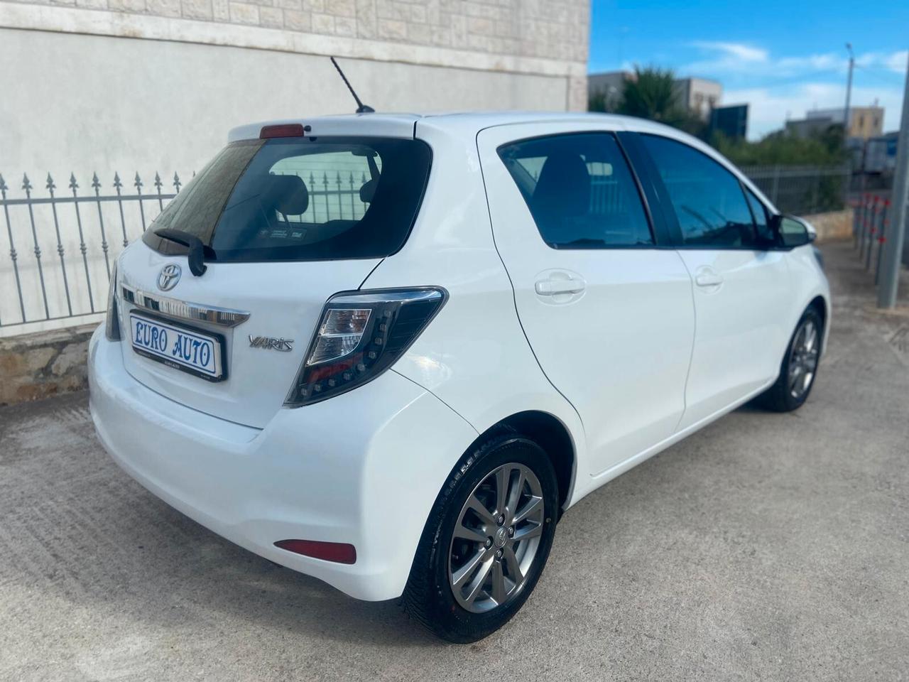 Toyota Yaris 1.4 D-4D 5 porte Lounge