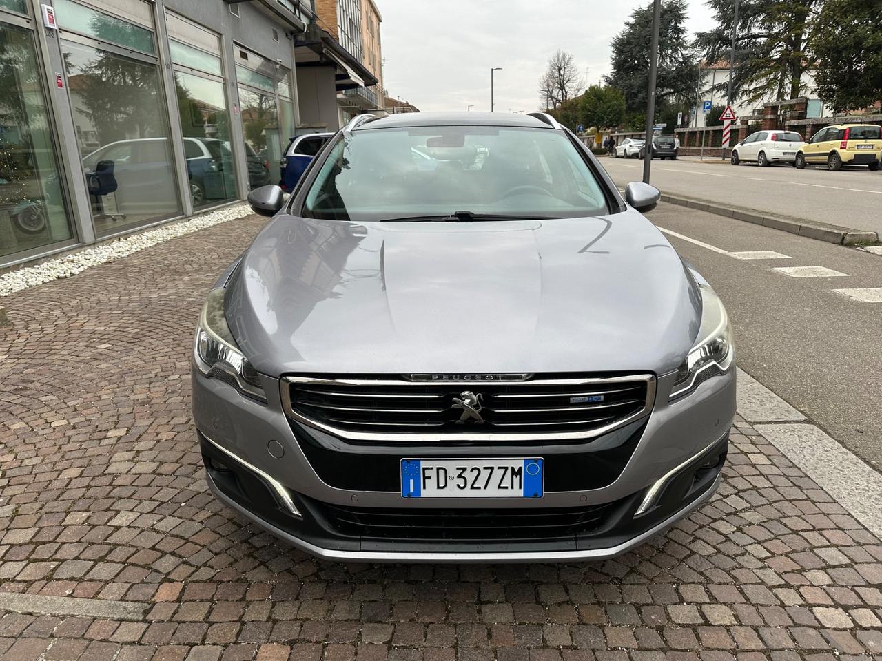 Peugeot 508 BlueHDi 120 S&S SW Allure