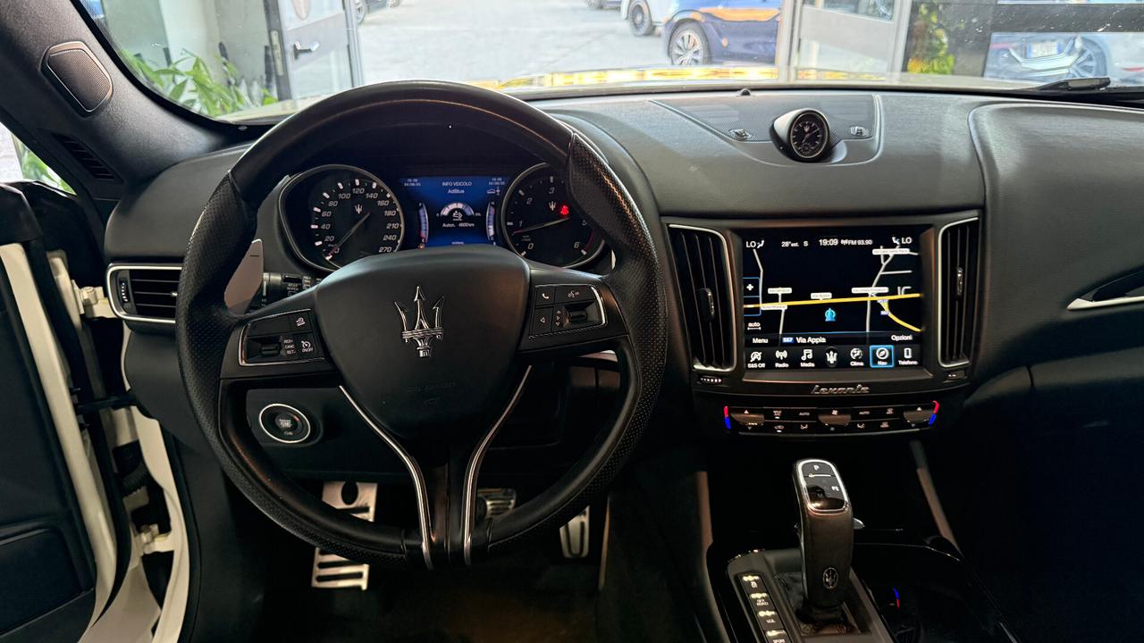 Maserati Levante V6 Gransport