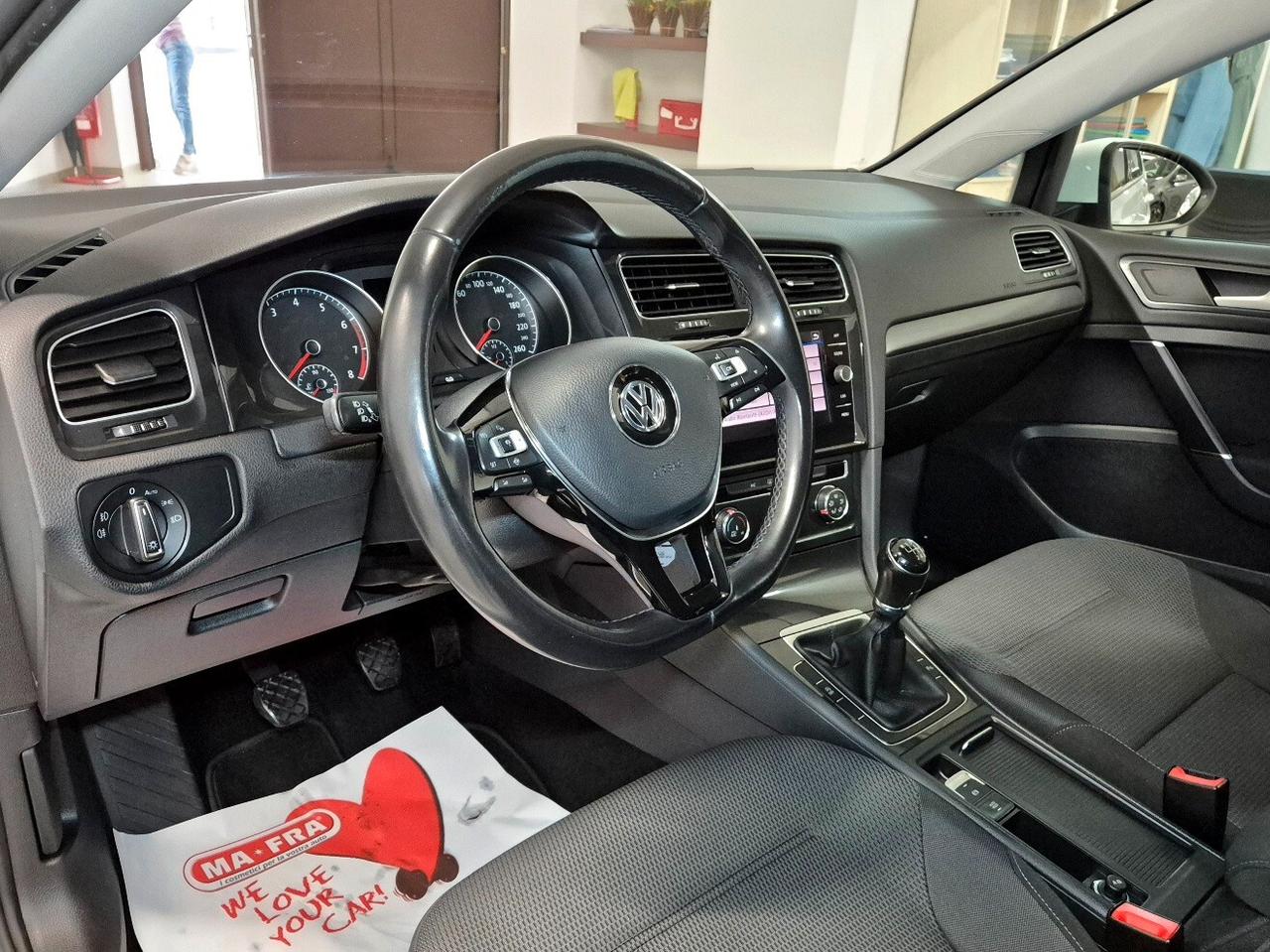 Volkswagen Golf 1.0 TSI 115 CV 5p. Business BlueMotion Technology