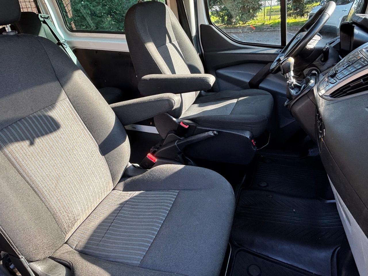 Ford Tourneo Custom N1 5 posti DISTRIBUZIONE APPENA ESEGUITA IN