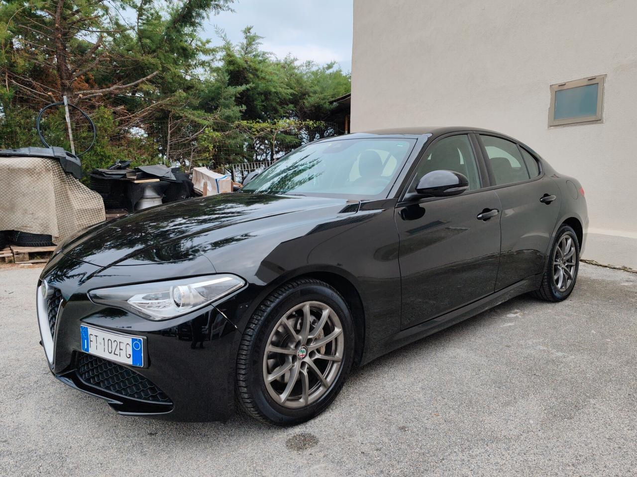 Alfa Romeo Giulia 2.2 TD 160 CV AT8 Business