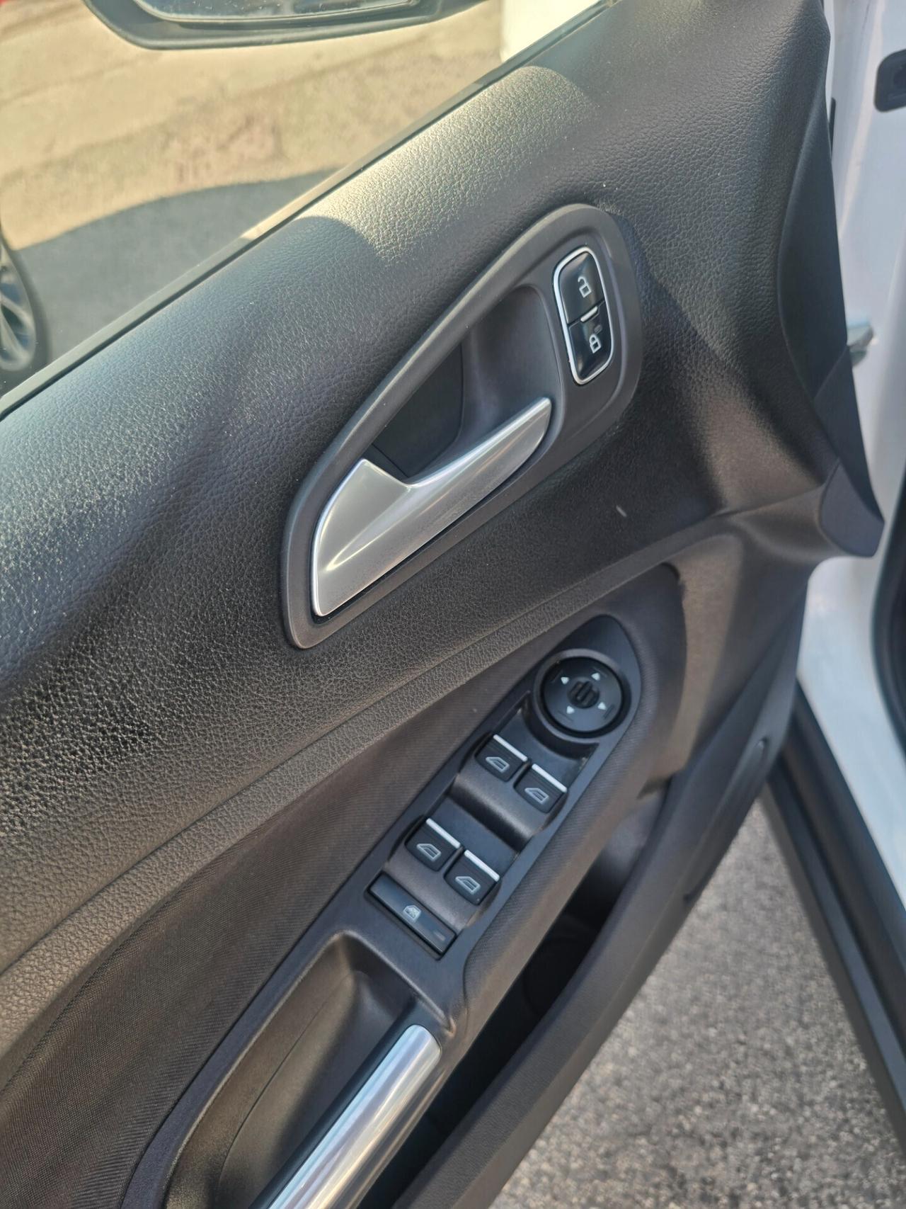 Ford C-Max 1.6 120CV GPL Titanium