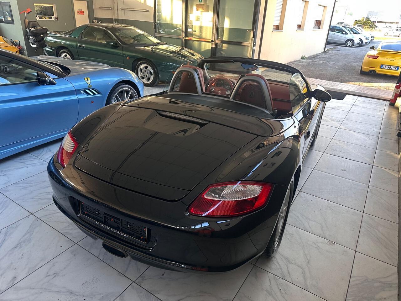 Porsche Boxster 2.7 24V - Permute