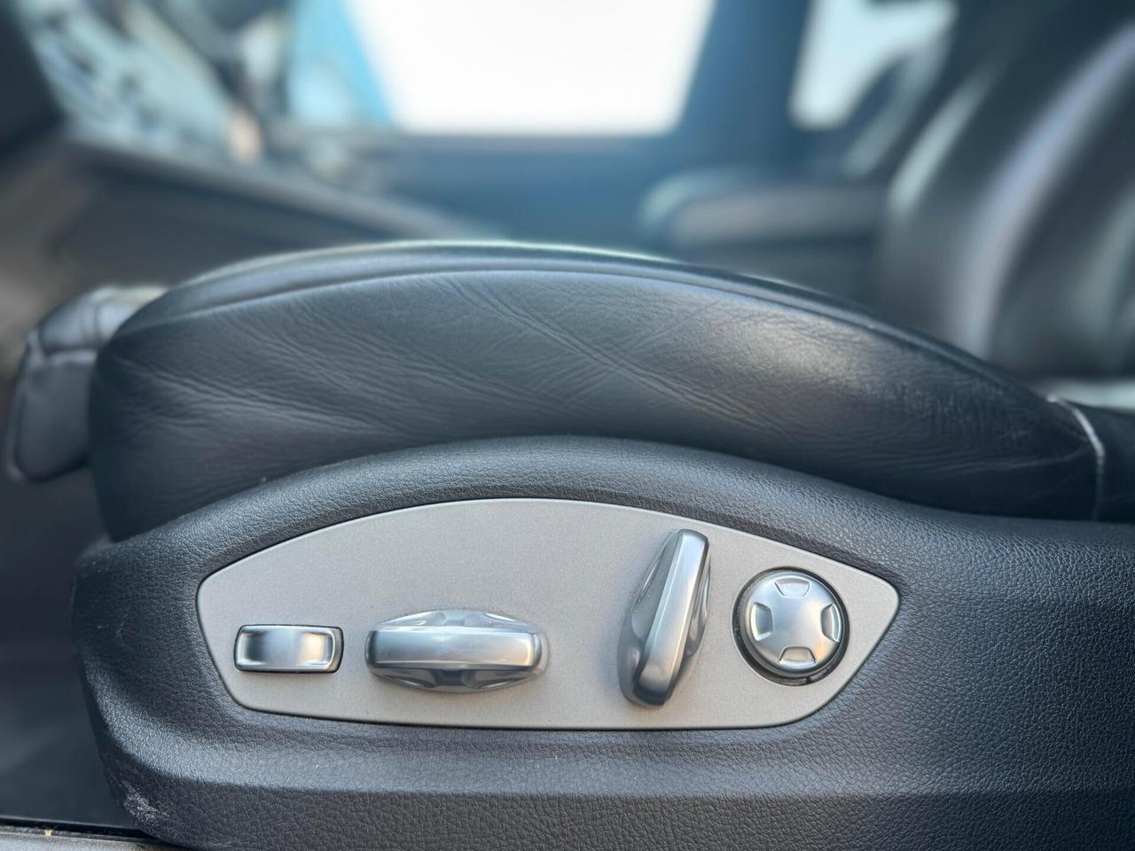 Porsche Macan 2.0 245CV