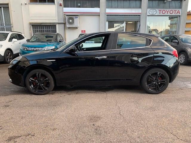 Alfa Romeo Giulietta 1.4 Distinctive Gpl 120cv NEOPATENTATI