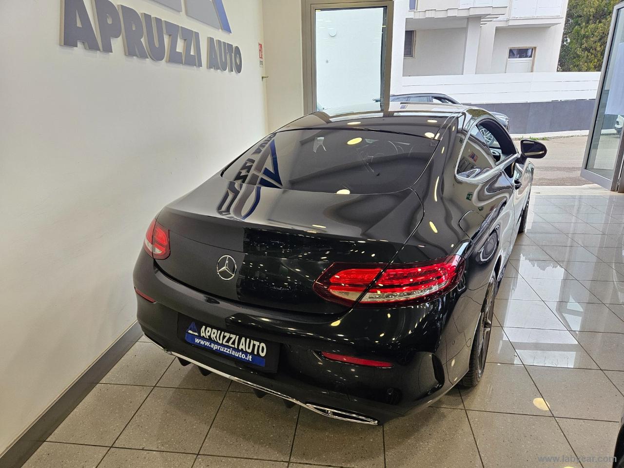 MERCEDES-BENZ C 220 d Auto 4Matic Coupé Premium