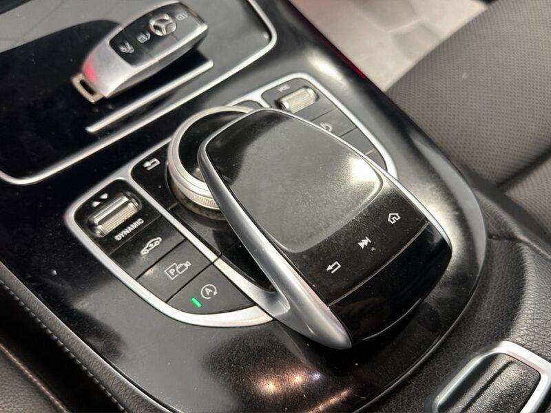 Mercedes-Benz Classe E E220d Auto Premium Plus