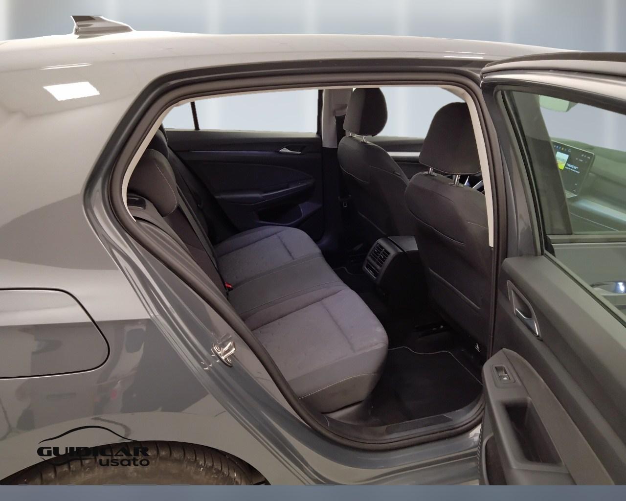 VOLKSWAGEN Golf VIII 2024 - Golf 2.0 tdi Life 115cv