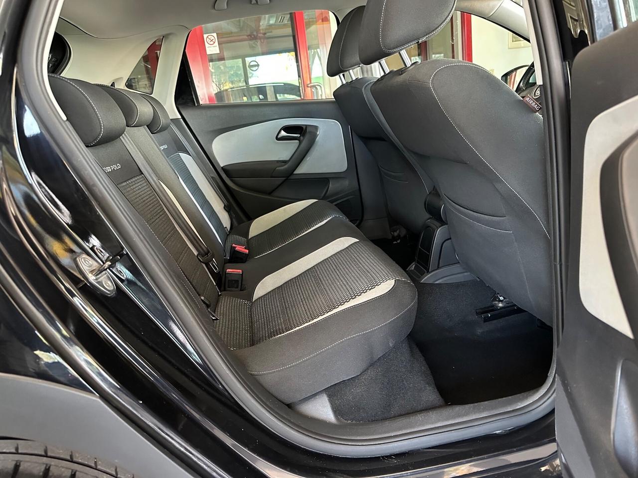 Volkswagen Polo Cross 1.6 TDI 90CV