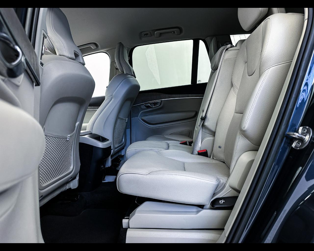 VOLVO XC90 (2014-->) - XC90 B5 (d) AWD automatico 7 posti Core