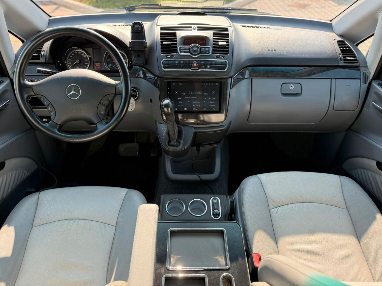 Mercedes-benz Viano 2.2 CDI 4Matic 8 POSTI