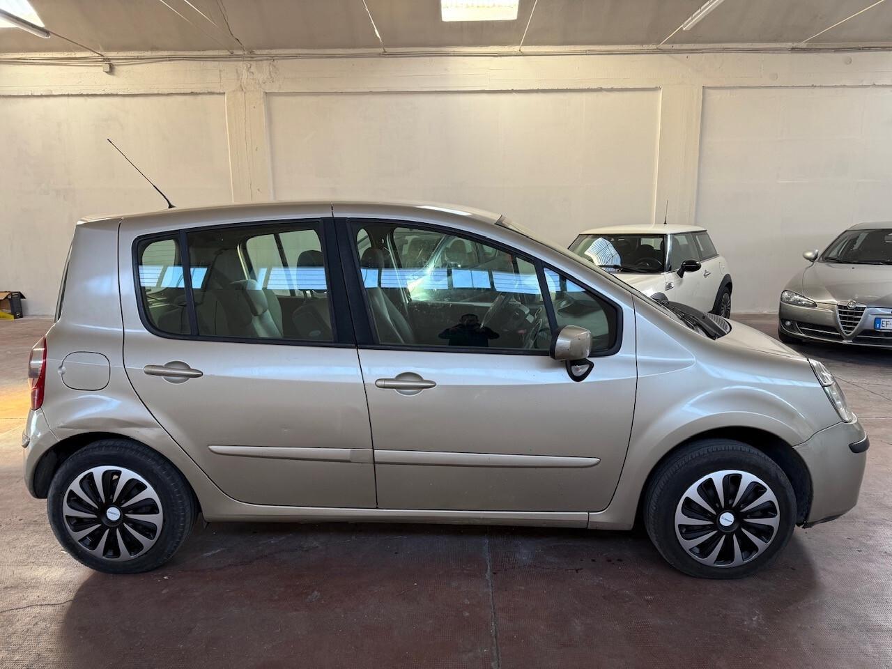 Renault Modus 1.2 16V