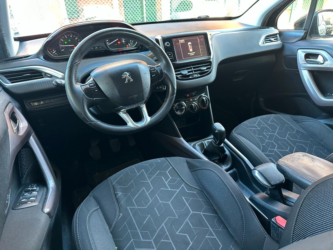 Peugeot 2008 1.2 Neopatentati