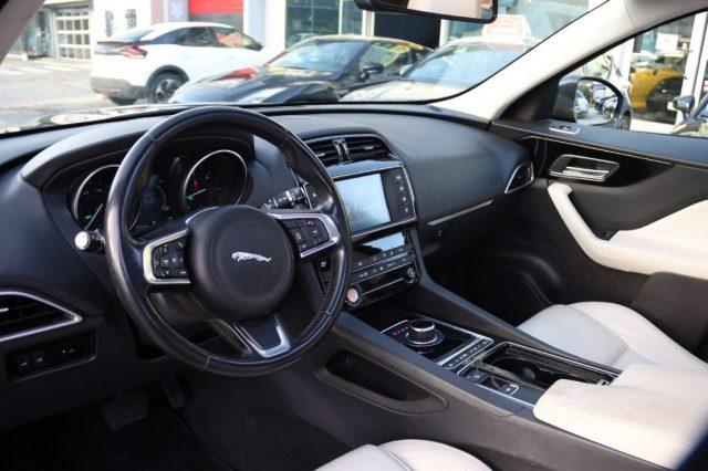 JAGUAR F-Pace 2.0 D 240 CV R-DYNAMIC