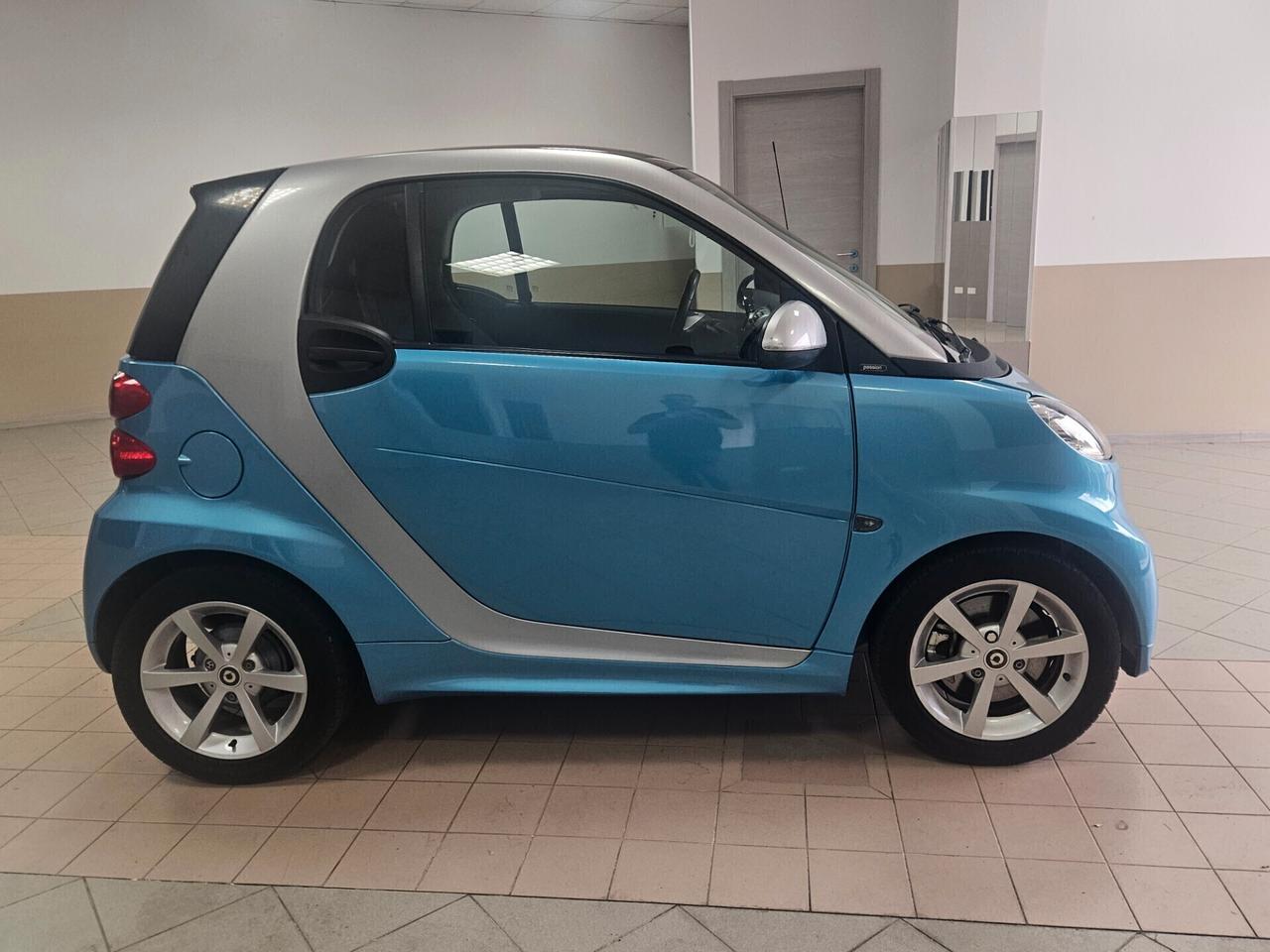 Smart ForTwo 800 40 kW coupé passion cdi