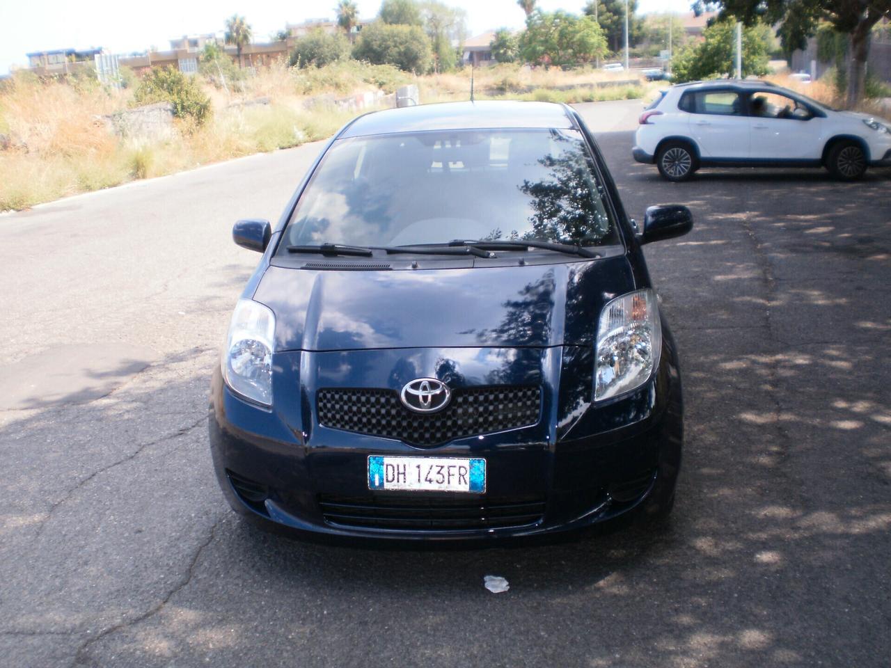 Toyota Yaris 1.4 D-4D 5 porte Sol