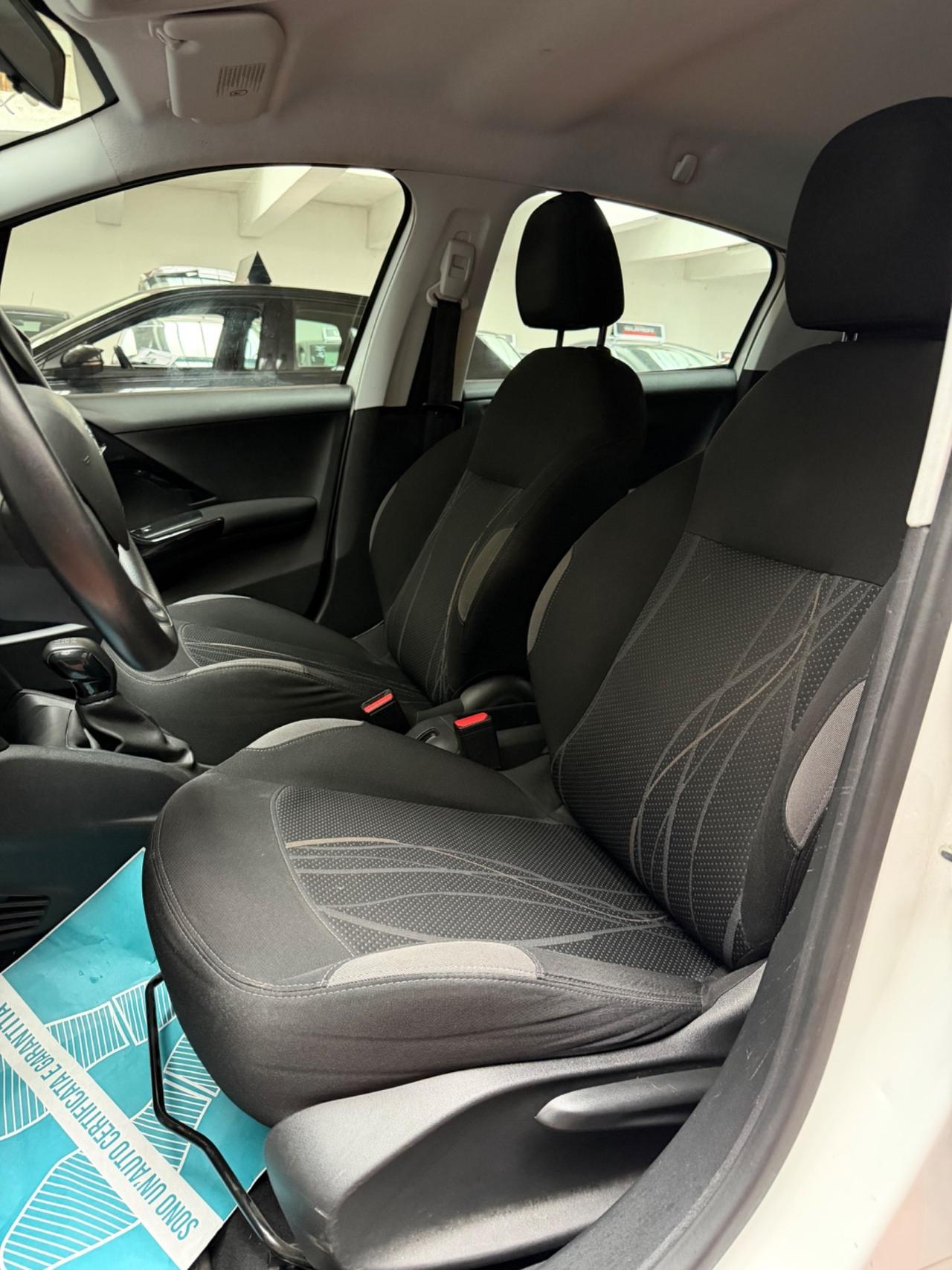 Peugeot 208 1.2 Neopatentati Euro 5