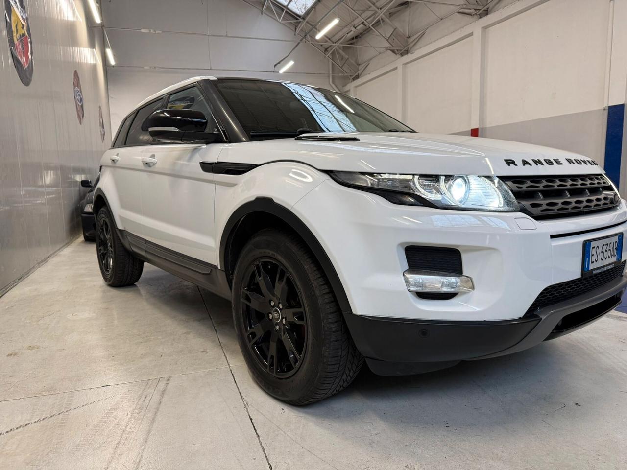 Land Rover Range Evoque 2.2 TD4 5p. Prestige
