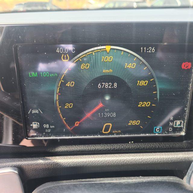 MERCEDES-BENZ GLB 180 d Automatic Business Extra MOTORE MERCEDES