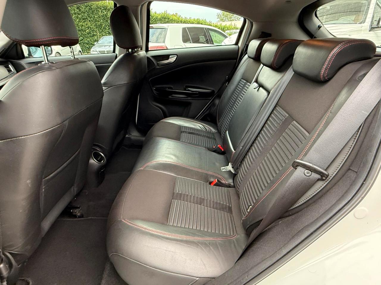 Alfa Romeo Giulietta 2.0 JTDm-2 140 CV Exclusive