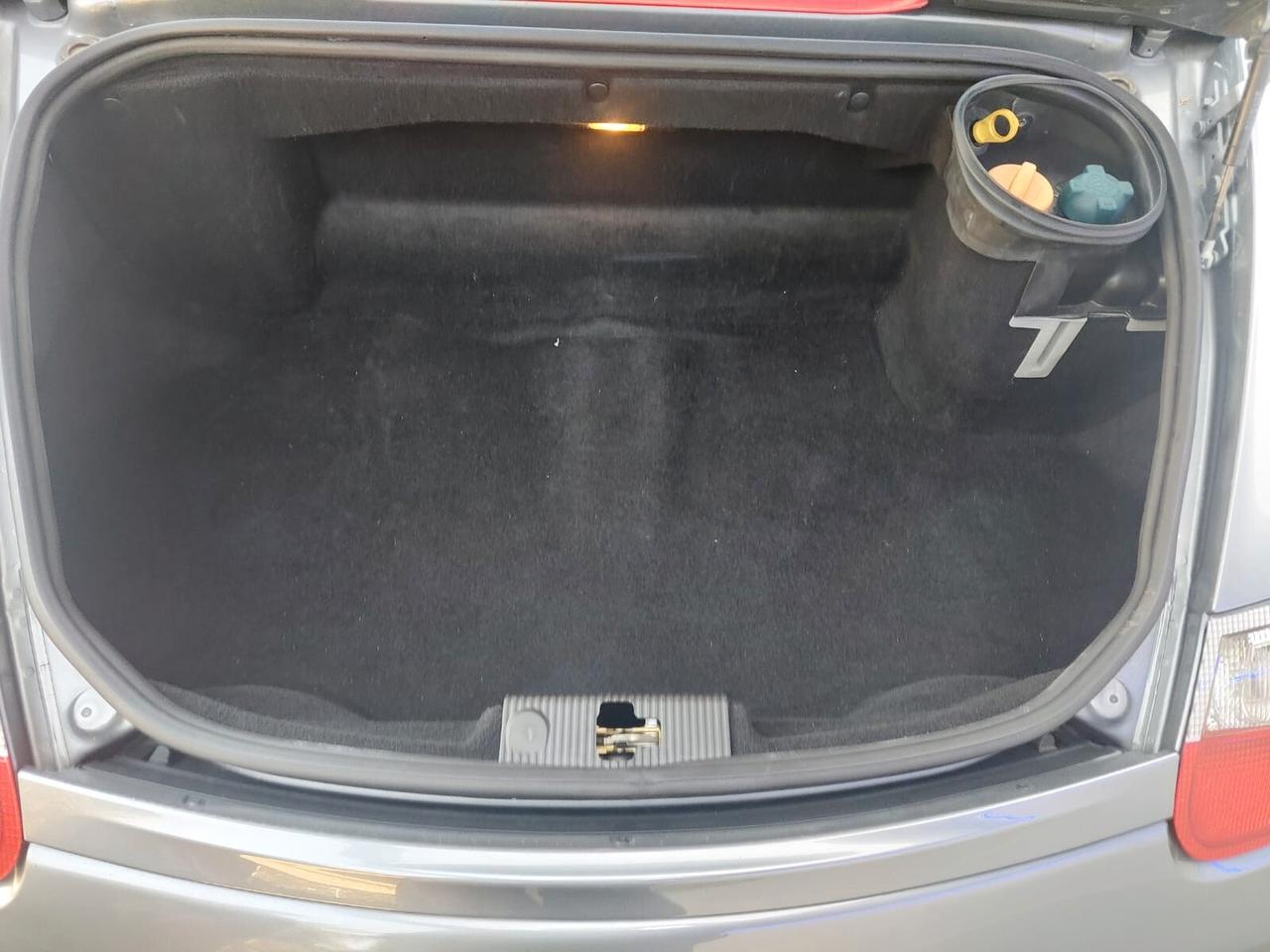 Porsche Boxster 2.7i 24V cat