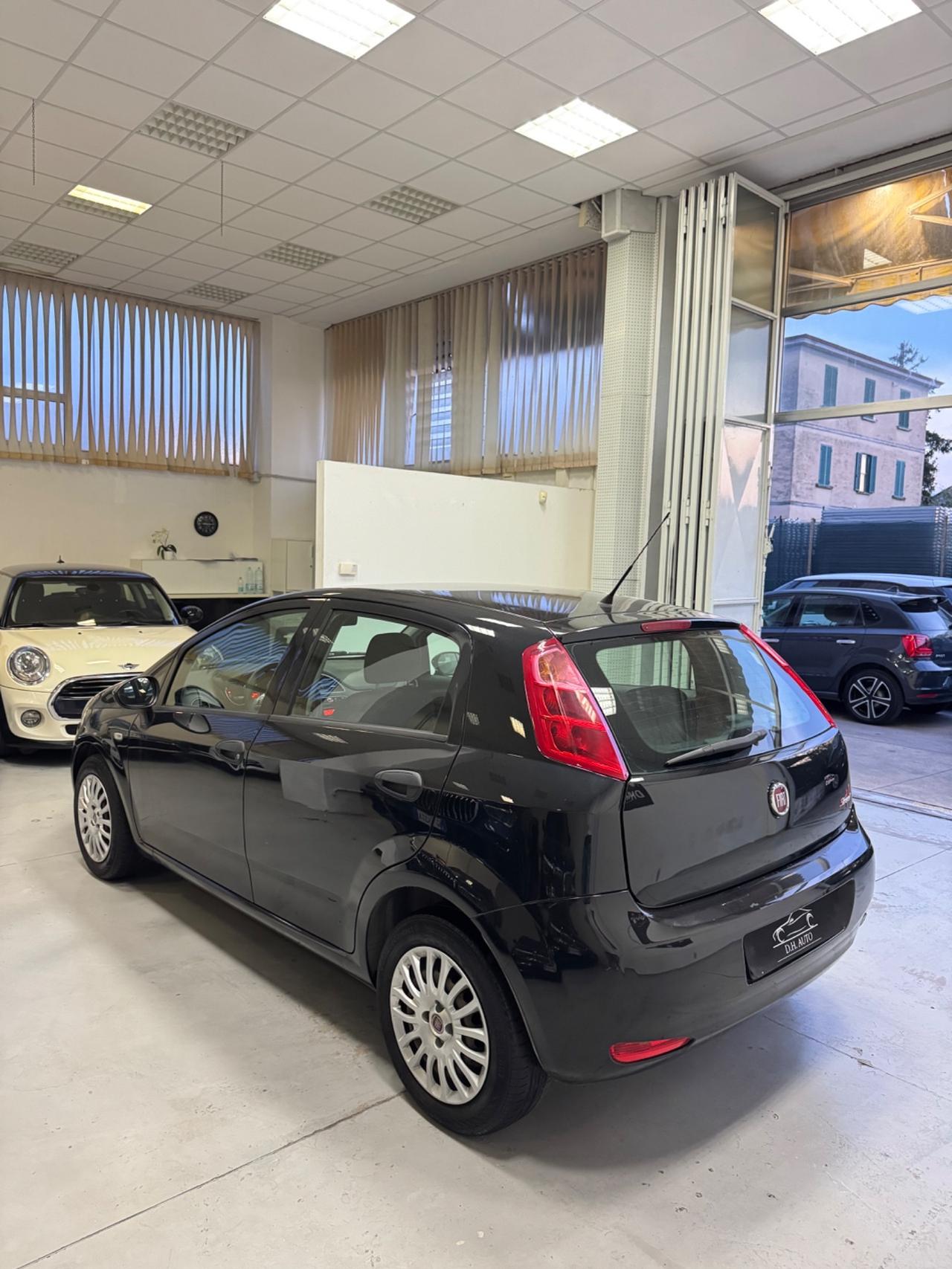 Fiat Punto 1.2 8V 5 porte Street