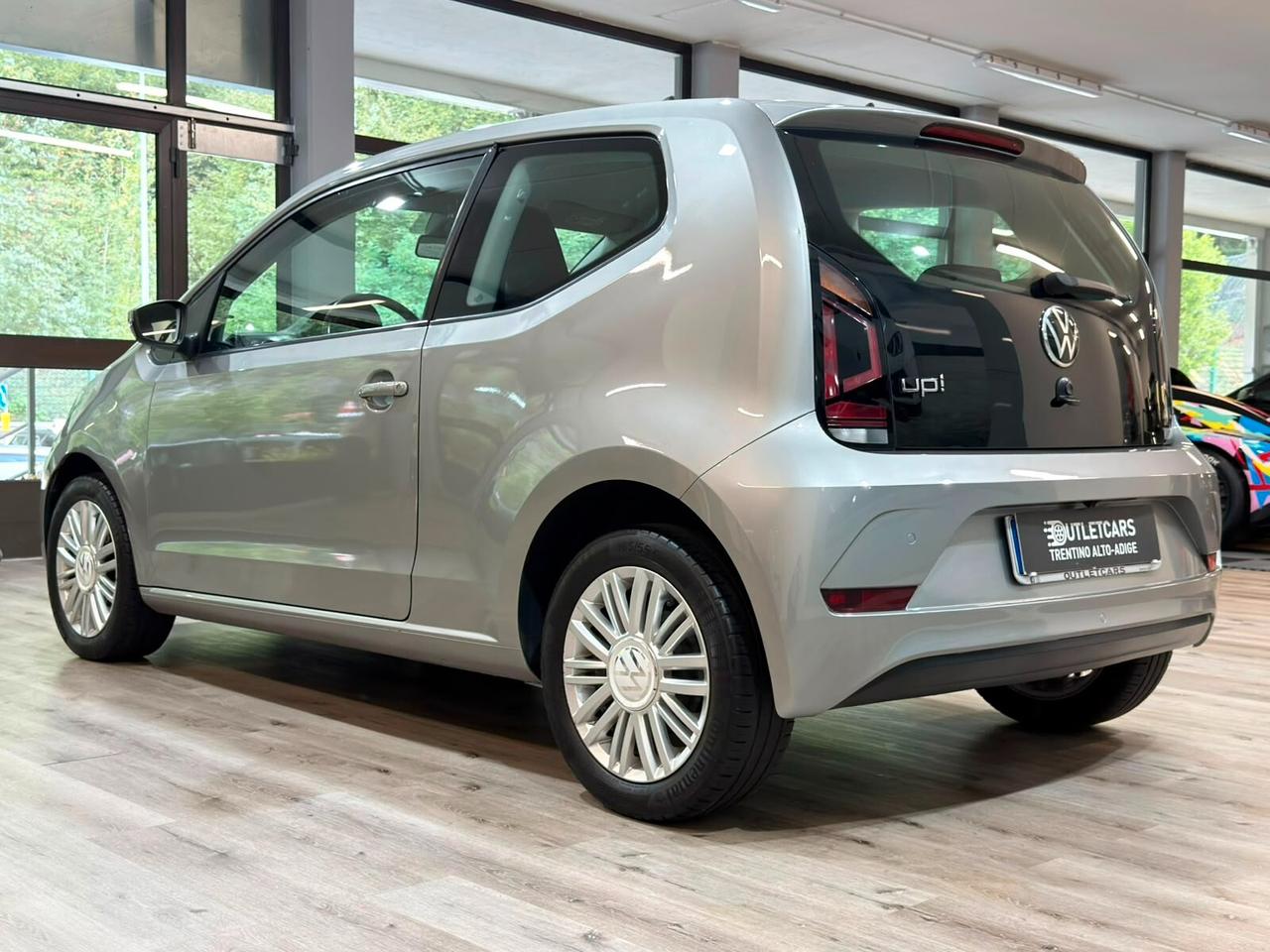 VOLKSWAGEN UP! 1.0 60cv 3p 59.000km NEOPATENTATI
