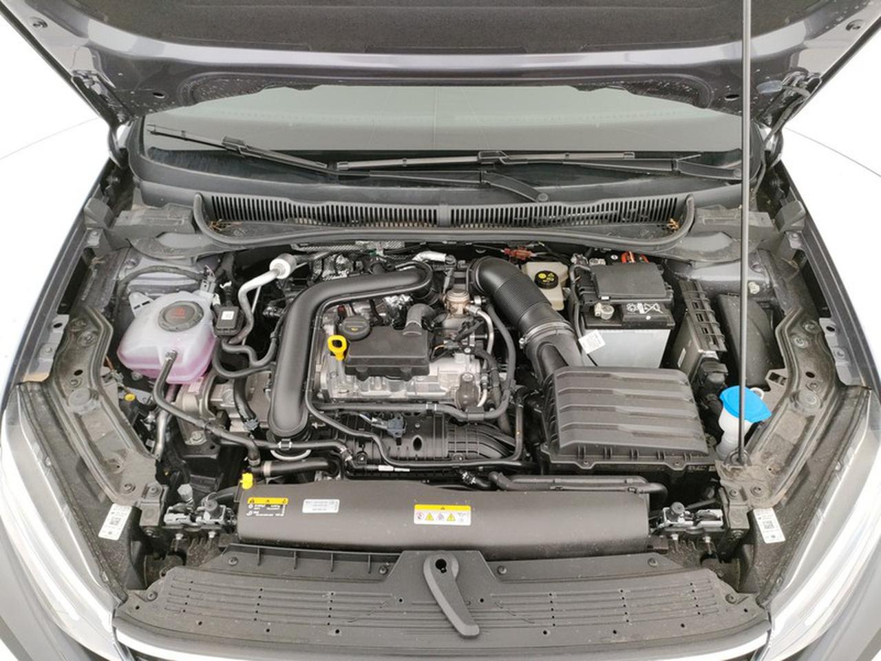 Volkswagen Taigo 1.0 tsi r-line 115cv dsg