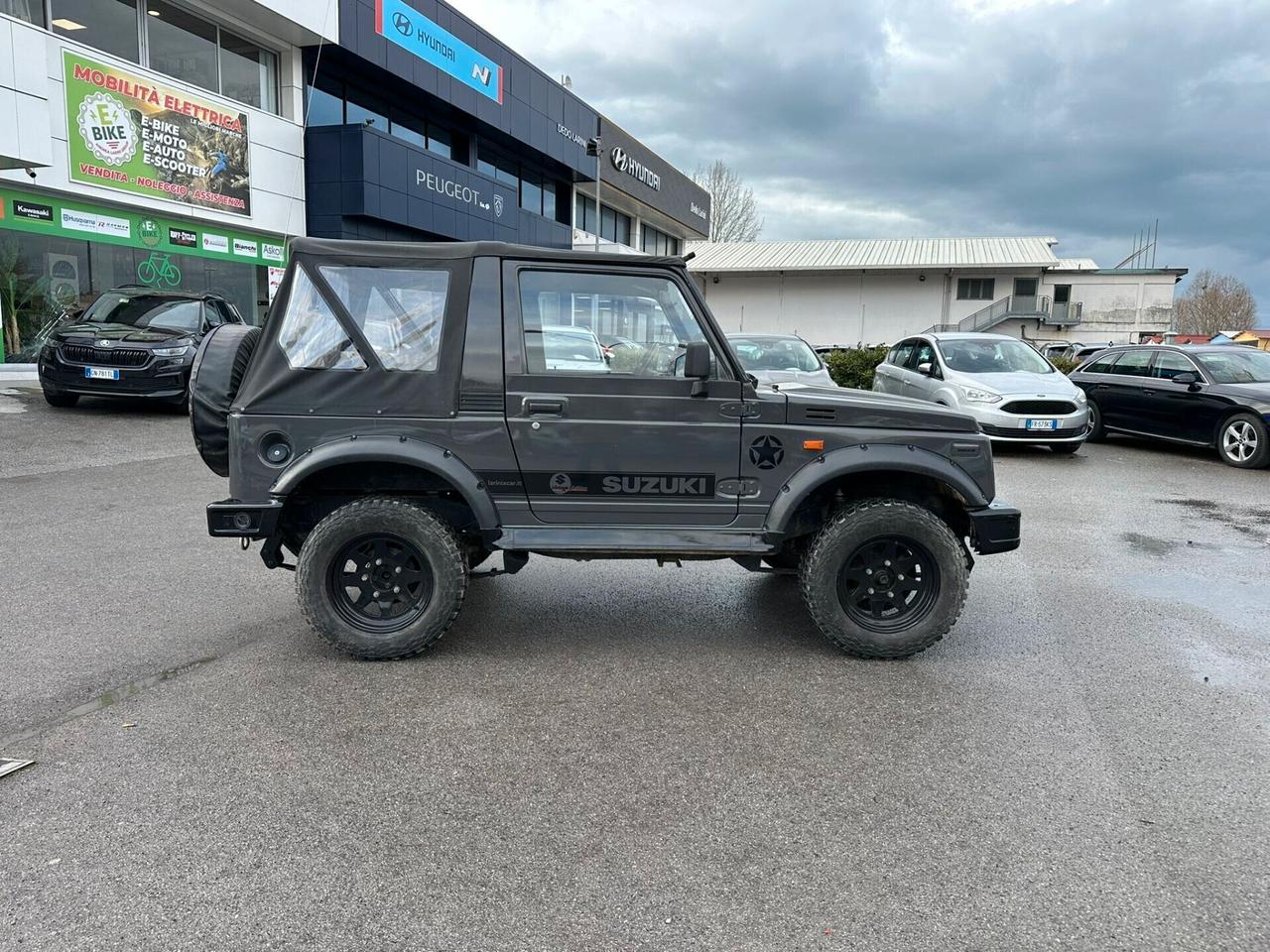 Suzuki SJ Samurai SJ413 Cabrio Samurai RESTAURO TOTALE.