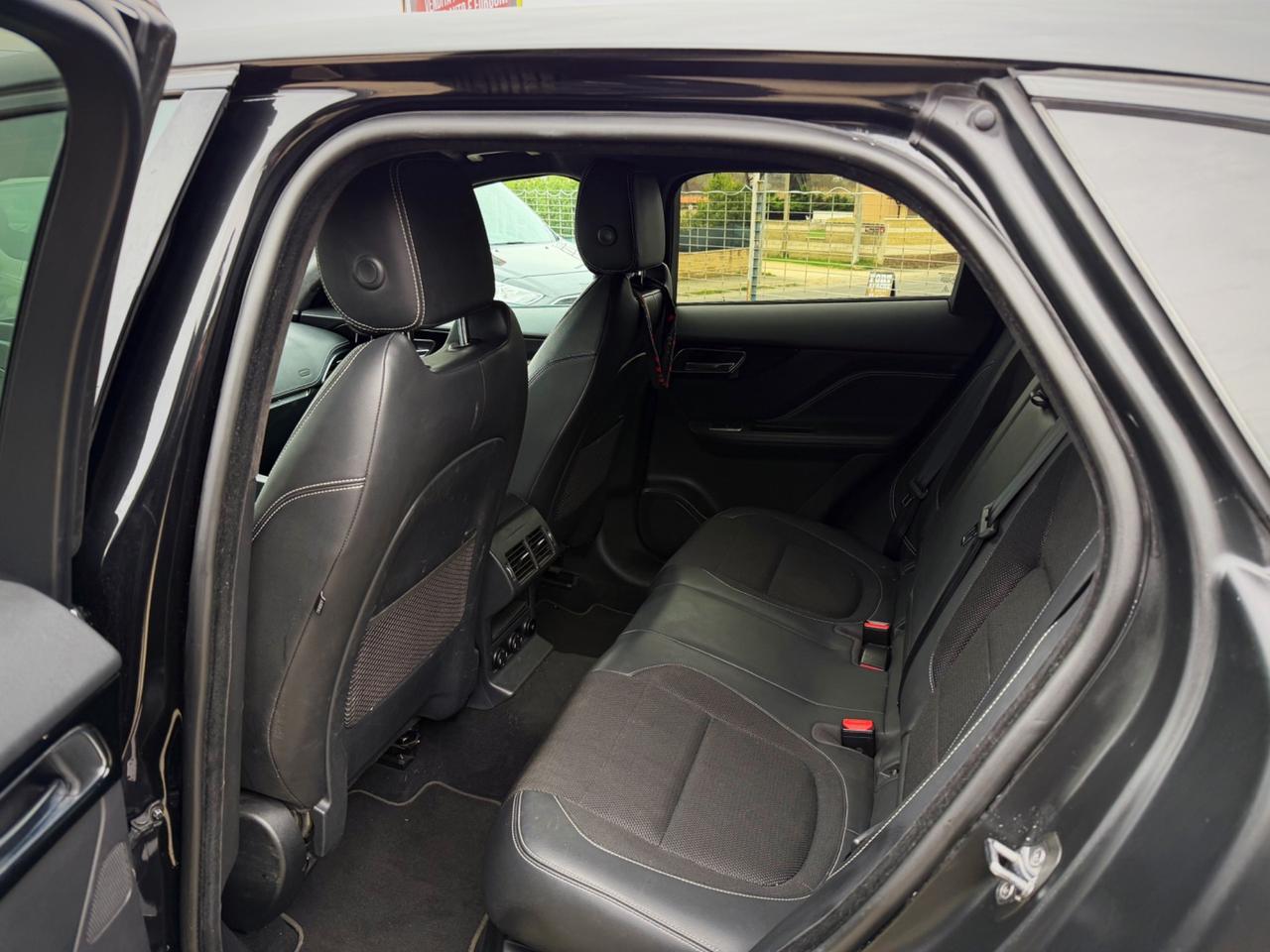 Jaguar F-Pace 2.0 250 CV AWD aut. Portfolio