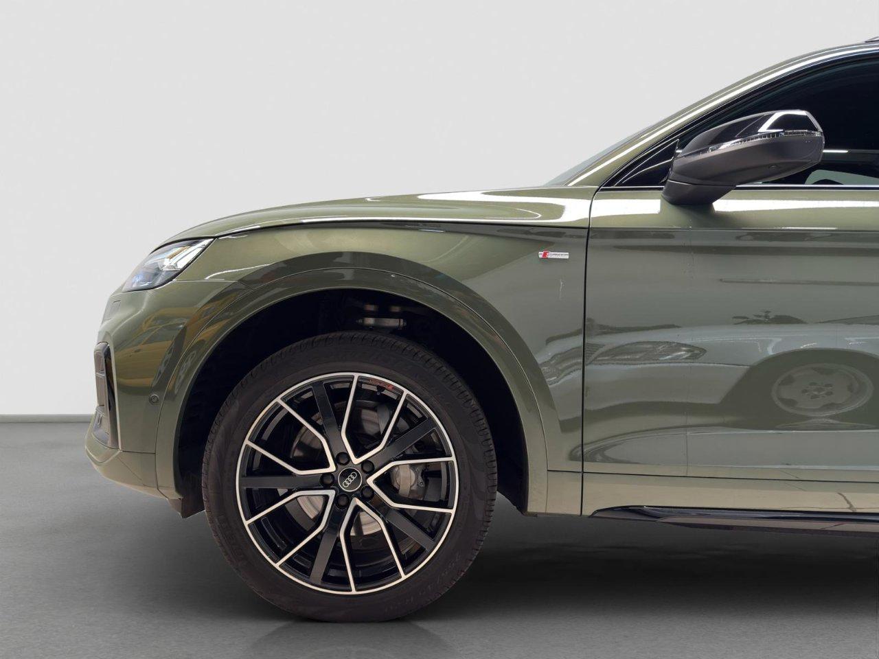 Audi Q5 Sportback 40 2.0 tdi mhev 12V Identity Black quattro s-tronic