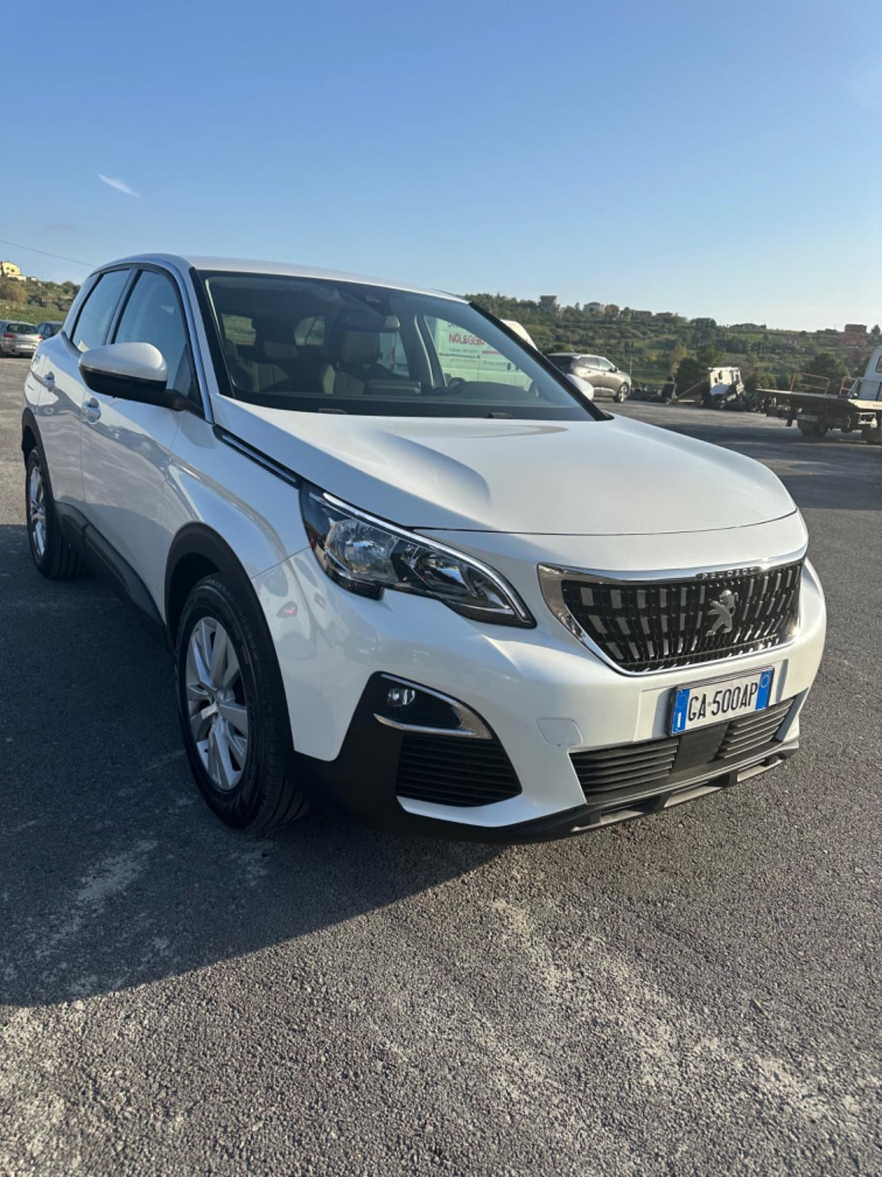 Peugeot 3008 BlueHDi 130 S&S Business