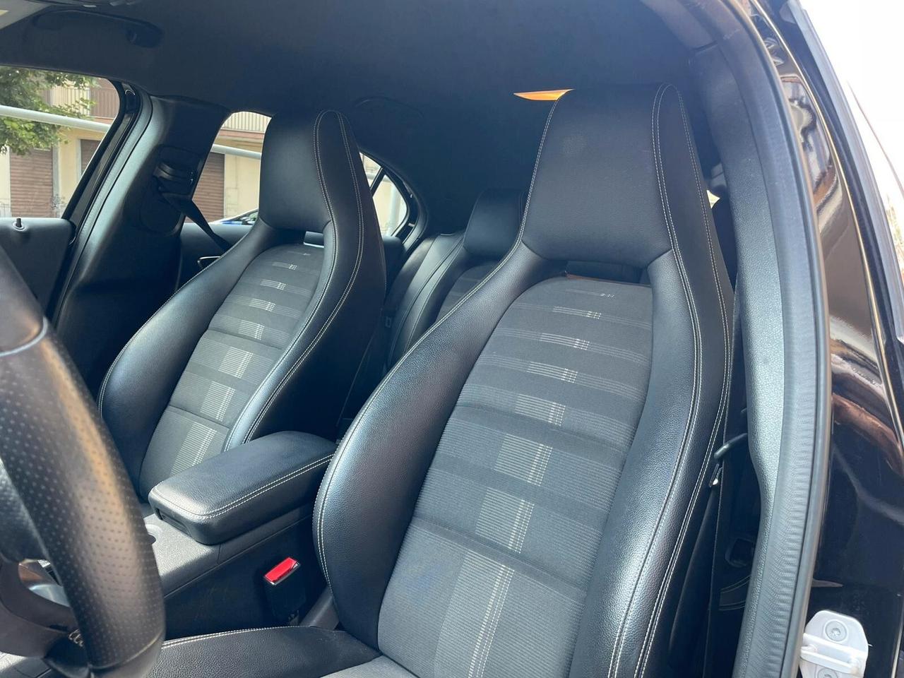 Mercedes-benz A 180 d Premium