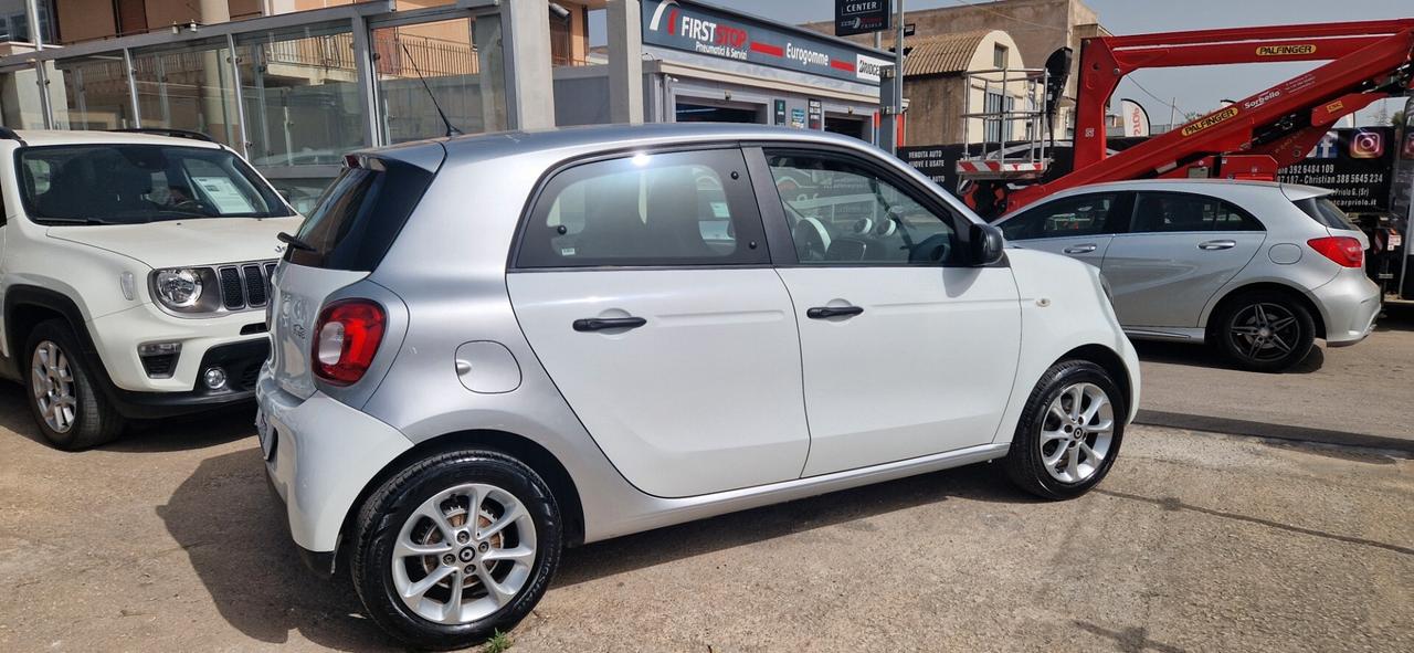 Smart ForFour 70 1.0 Passion