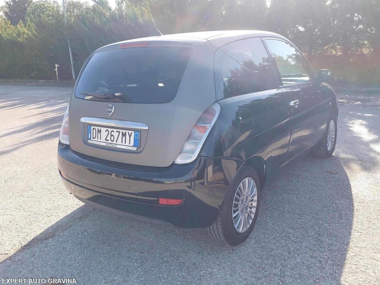 LANCIA YPSILON MOMO DESIGN 1.3MTJ IDEALE NEO PATEN