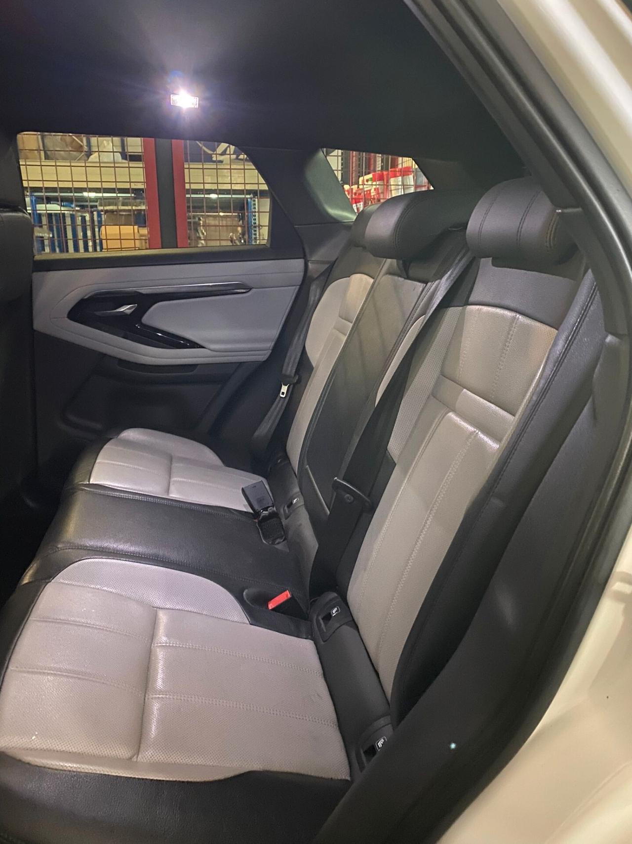 Land Rover Range Evoque 2.0D I4-L.Flw 150 CV AWD Auto R-Dynamic