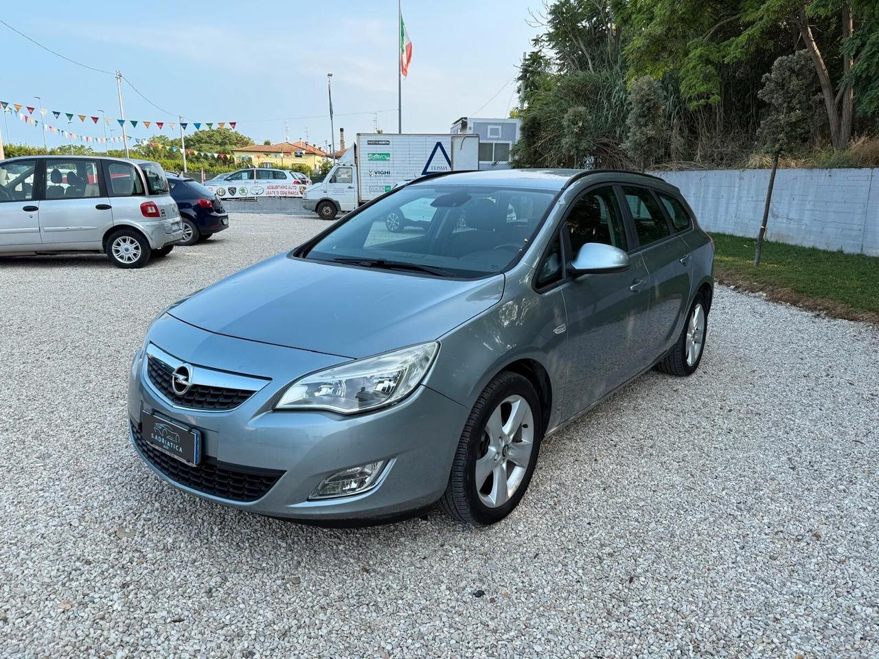 Opel Astra 1.4 100CV Sports Tourer Cosmo