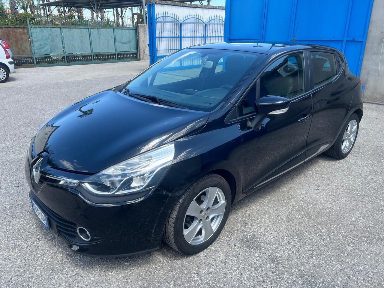 Renault clio 5 P-1.2 benz/75 cv-full -2012