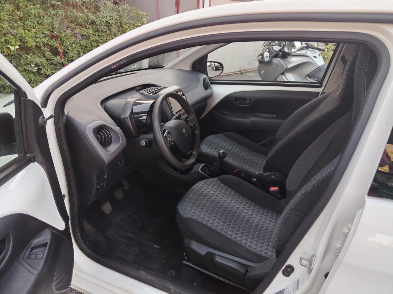 Peugeot 108 VTi 72 S&S 5 porte Allure TOP!