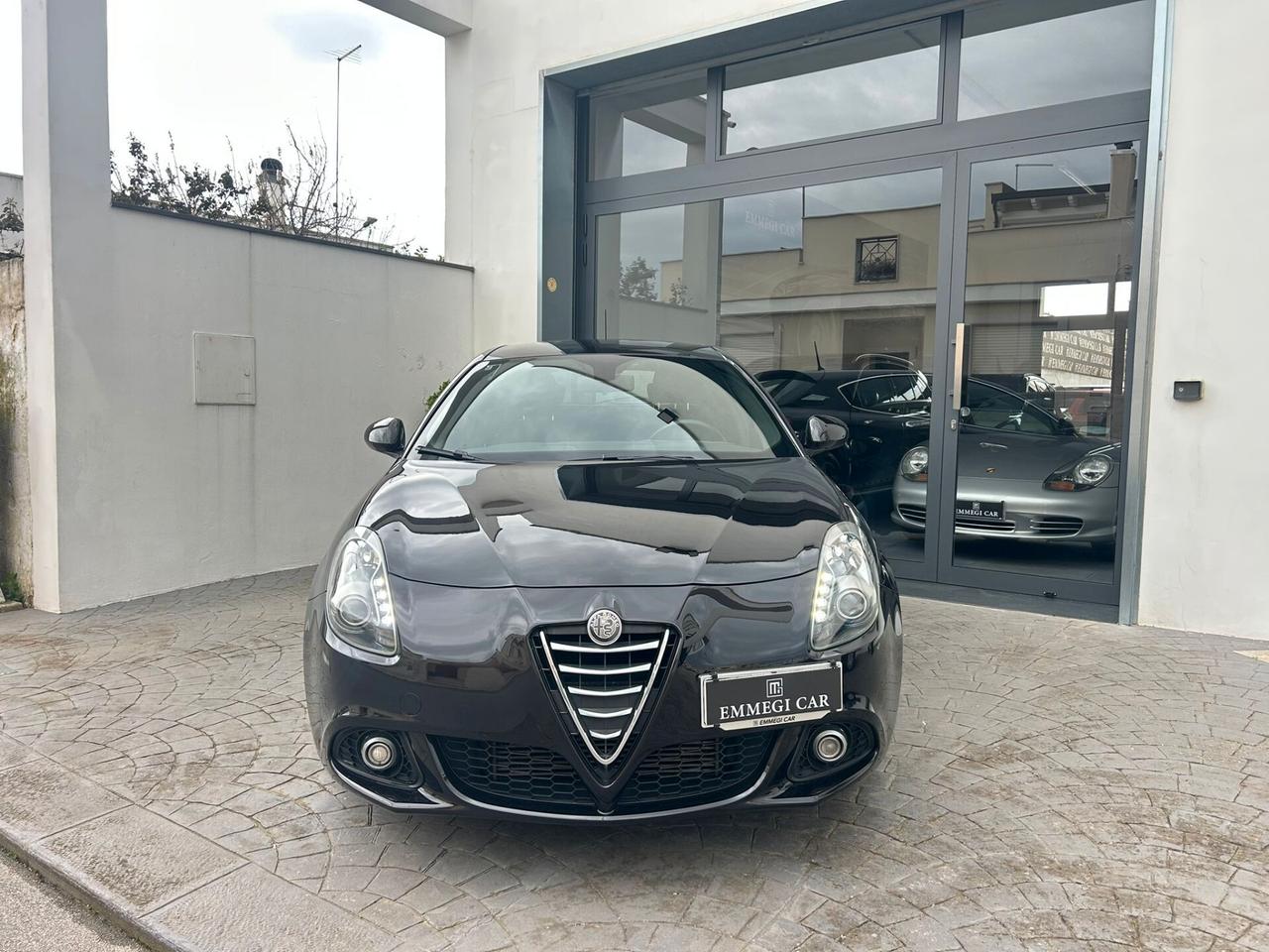 Alfa Giulietta 1.6 MJ DISTINCTIVE Km129.000-2014