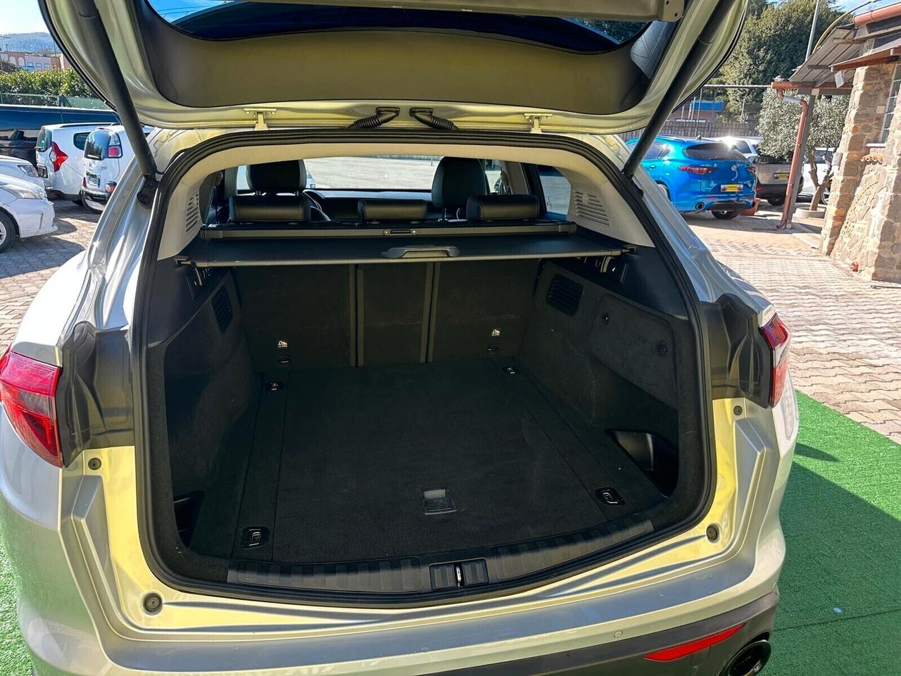 Alfa Romeo Stelvio 2.2 Turbodiesel 190 CV AT8 RWD Super