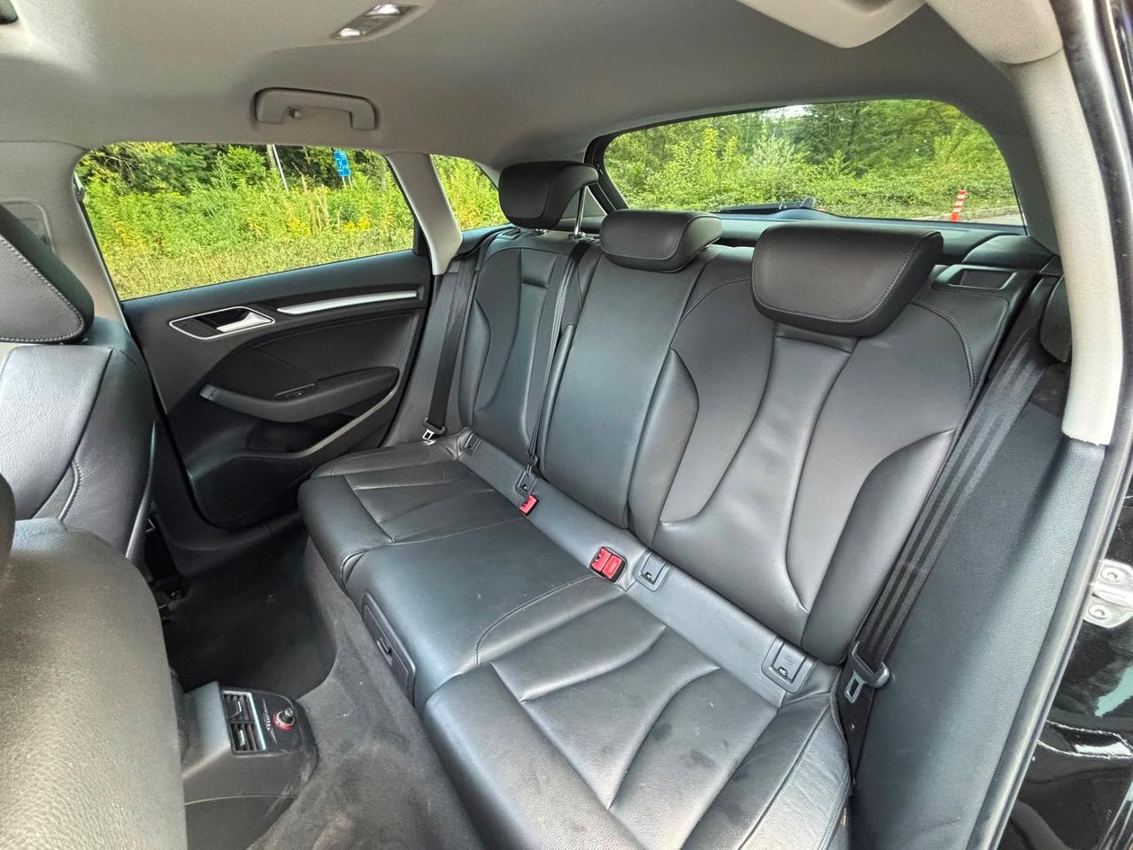 Audi A3 SPB 1.6 TDI*S line*Pelle*Navi*solo58000km*